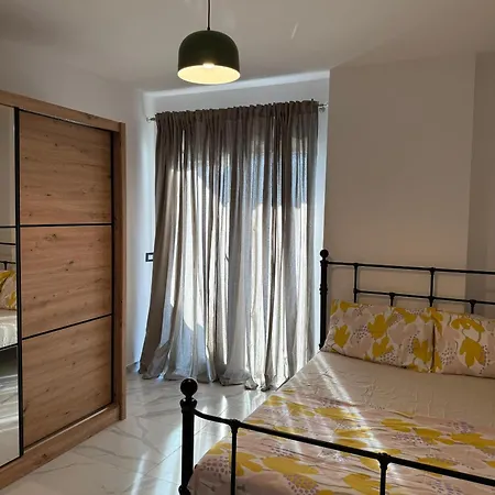 On The Appartement Shëngjin